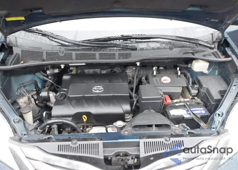 2011 Toyota Sienna Xle V6 из США, поврежденный, VIN 5TDYK3DCXBS036765